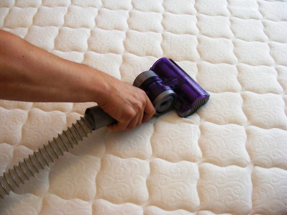 how to clean a mattress