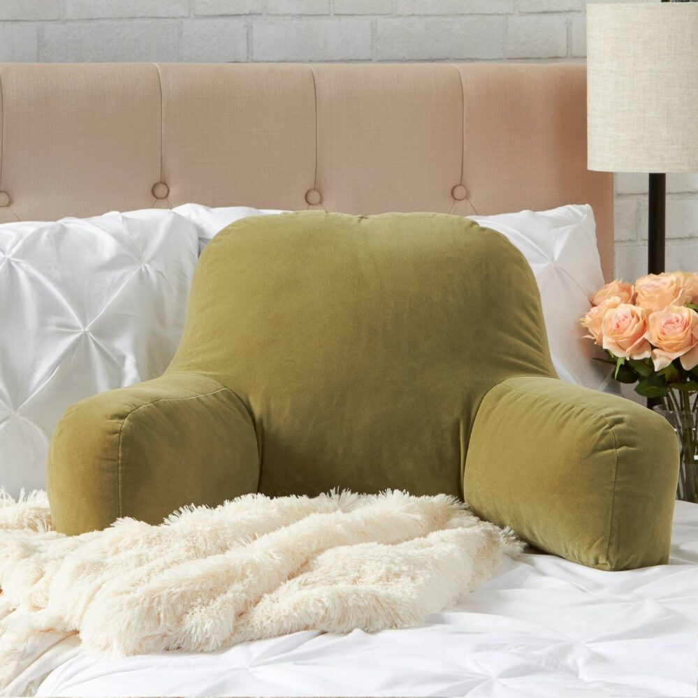 A Bed Rest Pillow